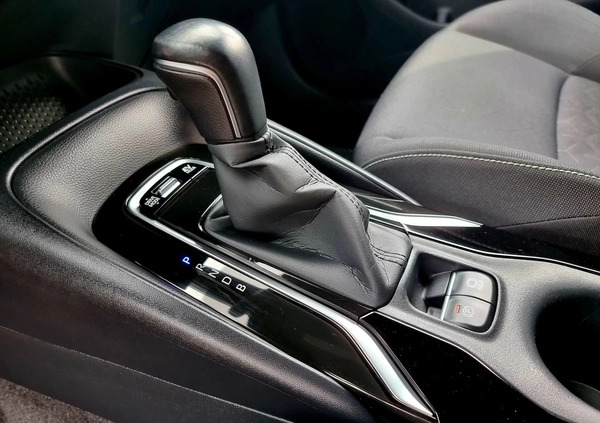 Toyota Corolla cena 89900 przebieg: 124798, rok produkcji 2020 z Suchań małe 436